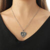 Pingente feminino coração com detalhes laterais Médio em aço - Image 3